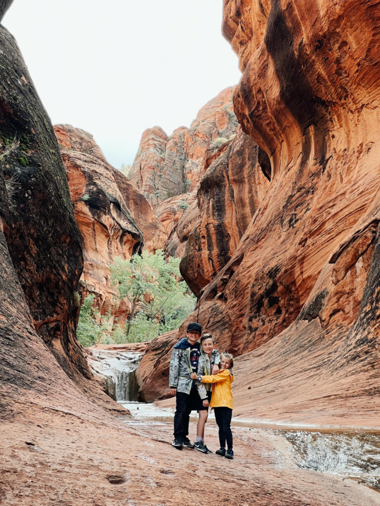 the best hikes in utah for kids