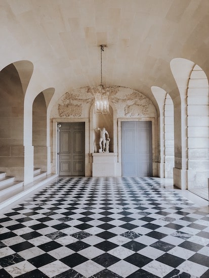 inexpensive activities in Versailles