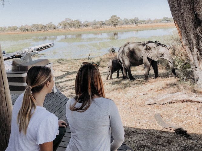 ways to take care of the planet when traveling